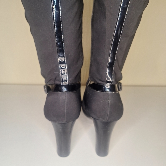 Lauren Ralph Lauren Heeled Knee Sock Style Boot Side Zip Size 9B - Picture 4 of 9